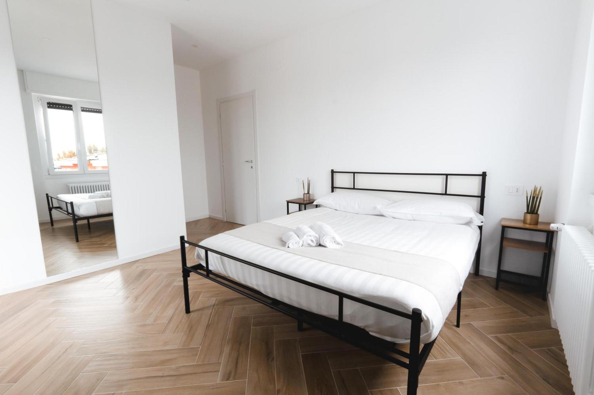 Real Estate Dream B&B Curno ภายนอก รูปภาพ